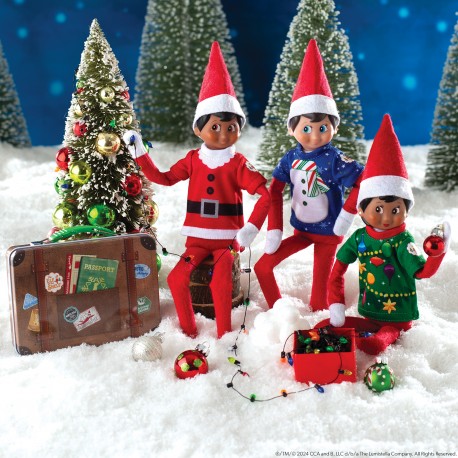 The Elf  on The Shelf Vestuario "Claus Couture" Pack 3 Camisetas Navideñas con Maleta